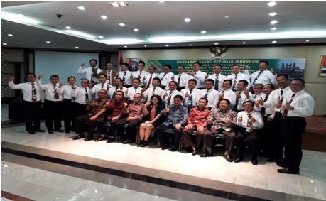 Hakim pulang pisau 1
