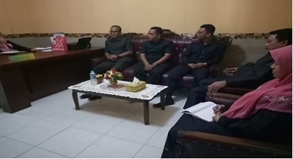 rapat perdana