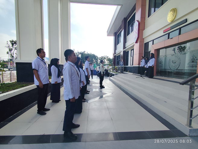 Apel Pagi PA Sukamara Tekankan Kesiapan Desk Evaluasi ZI dan Peningkatan Layanan PTSP