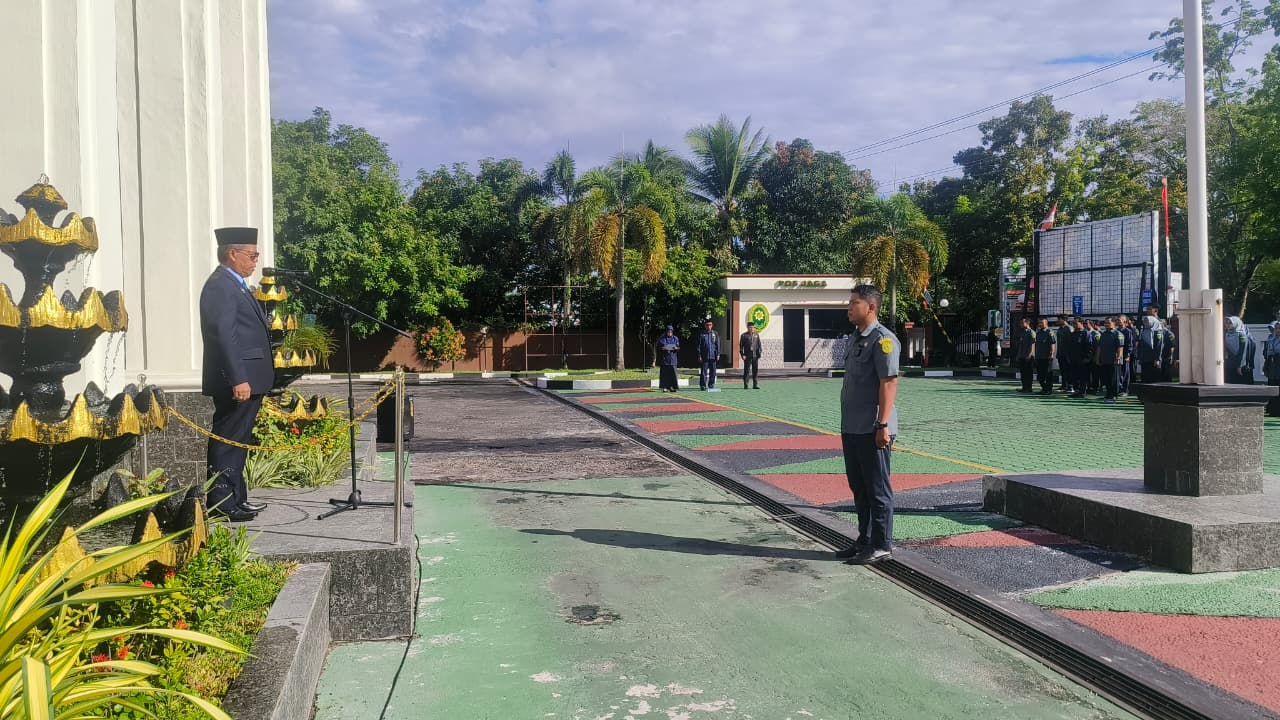 HUT MA 2